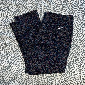 Nike crop leggings